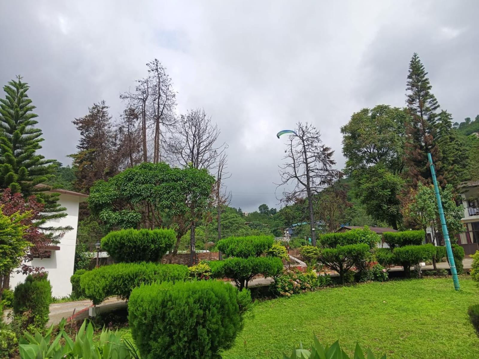 Shikha Resort Ewentbliz Bhimtal Exterior photo