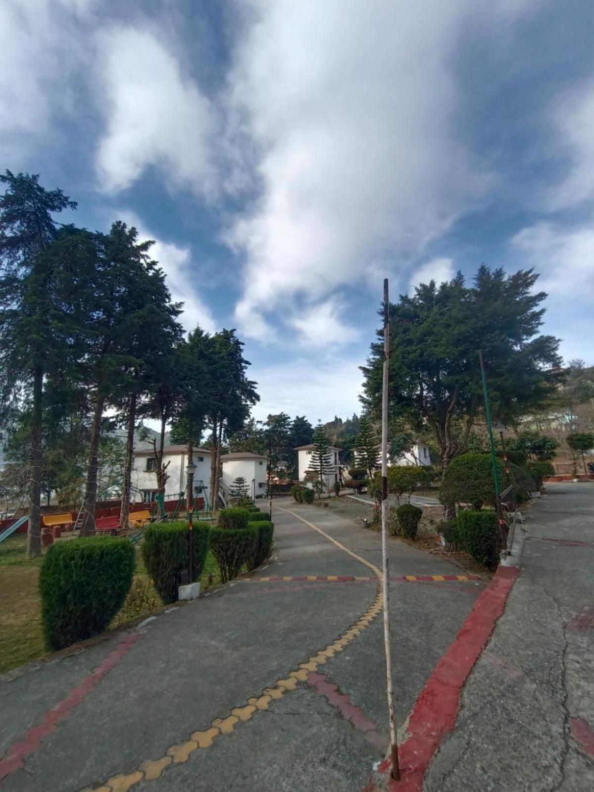 Shikha Resort Ewentbliz Bhimtal Exterior photo